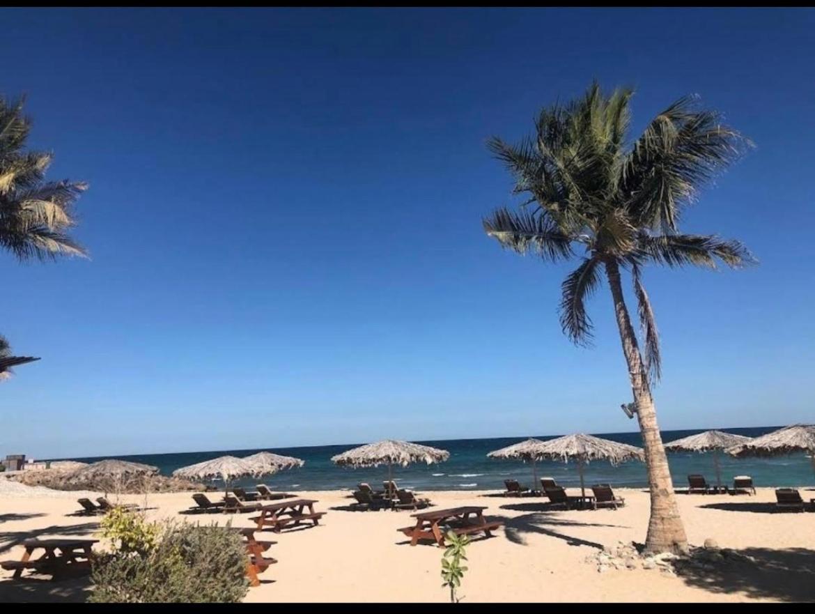 Beach Front Le Bon Villa Maszkat Kültér fotó